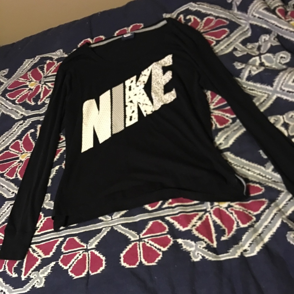 Women's Long Sleeve Nike Top
